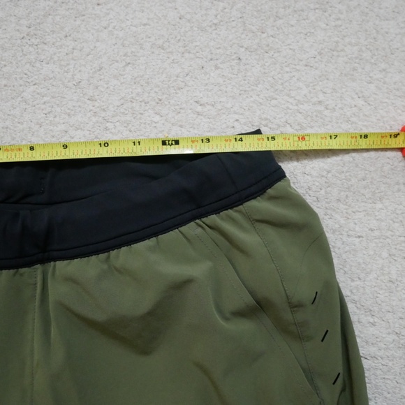 Ten Thousand 7" The Interval Short Large - Picture 3 of 6